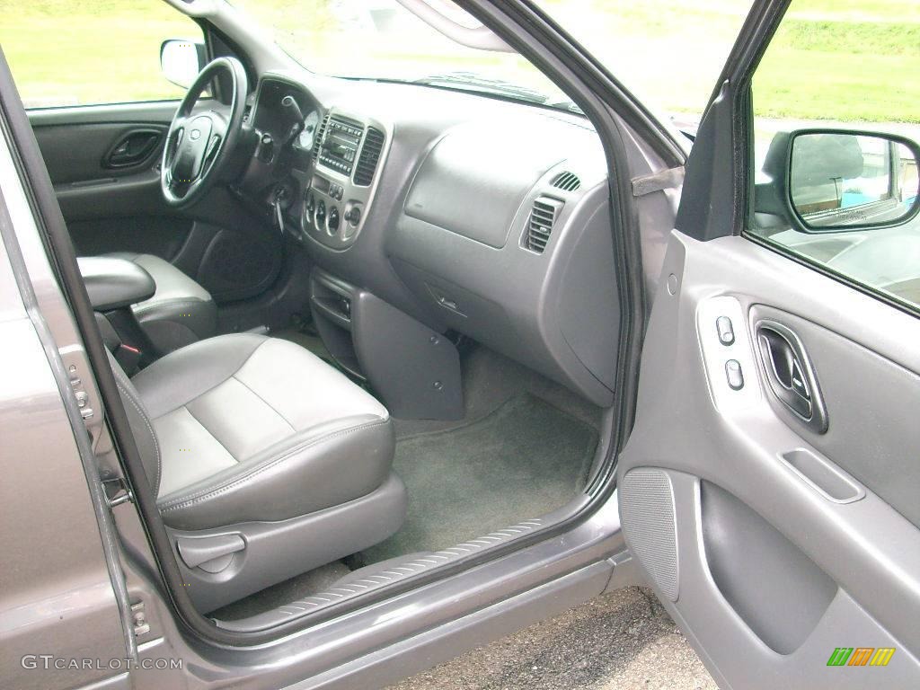 2004 Escape XLT V6 4WD - Dark Shadow Grey Metallic / Medium/Dark Flint photo #8