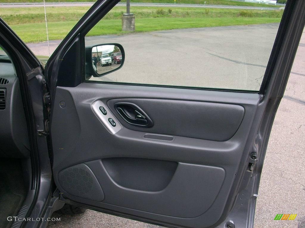 2004 Escape XLT V6 4WD - Dark Shadow Grey Metallic / Medium/Dark Flint photo #9