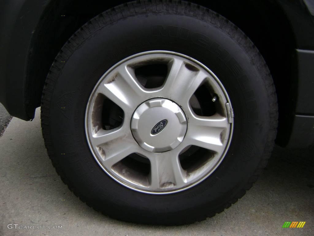 2003 Escape XLT V6 4WD - Black Clearcoat / Medium Dark Flint photo #8