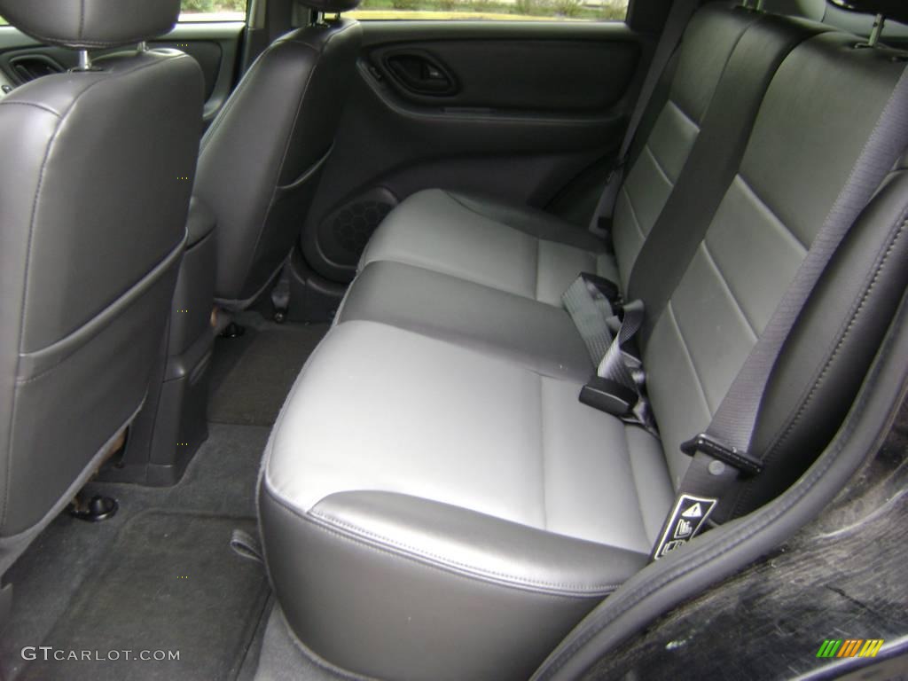 2003 Escape XLT V6 4WD - Black Clearcoat / Medium Dark Flint photo #11