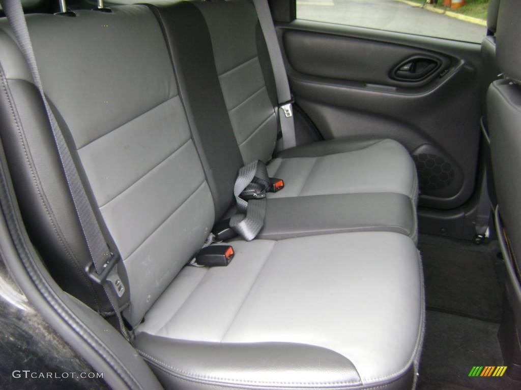 2003 Escape XLT V6 4WD - Black Clearcoat / Medium Dark Flint photo #14