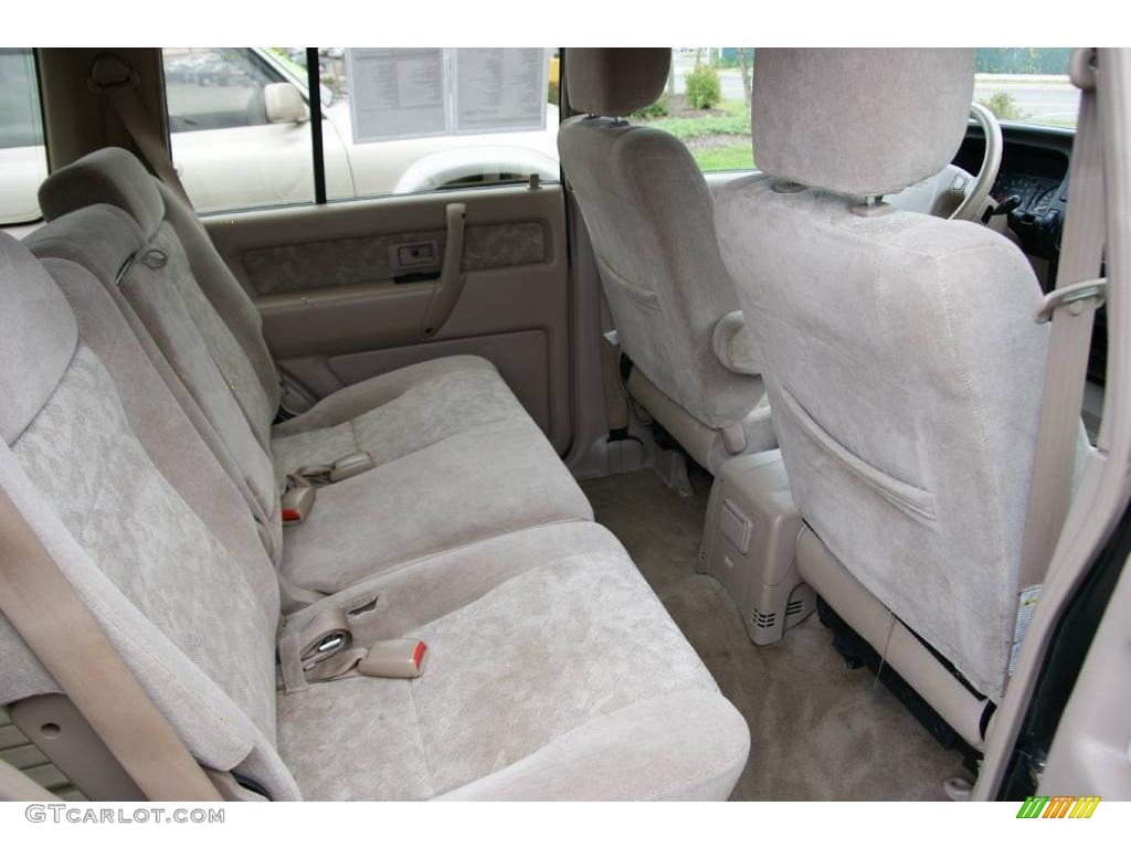 2002 Trooper LS 4x4 - Dragon Green Mica / Beige photo #13