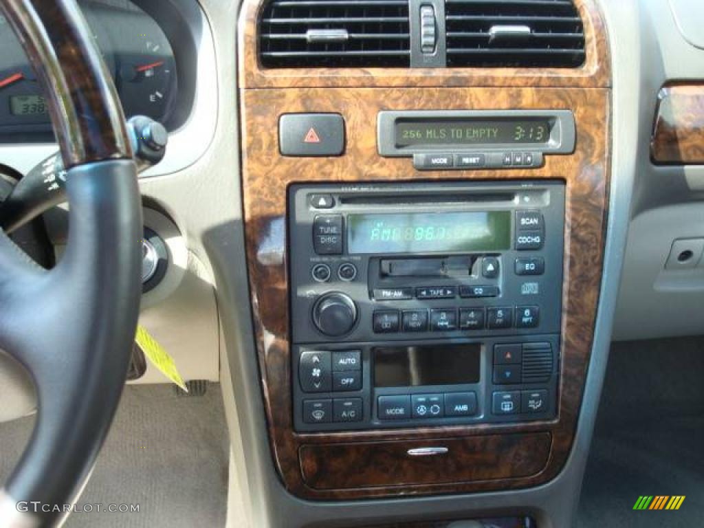 2002 XG350 Sedan - Celadon Green / Beige photo #13