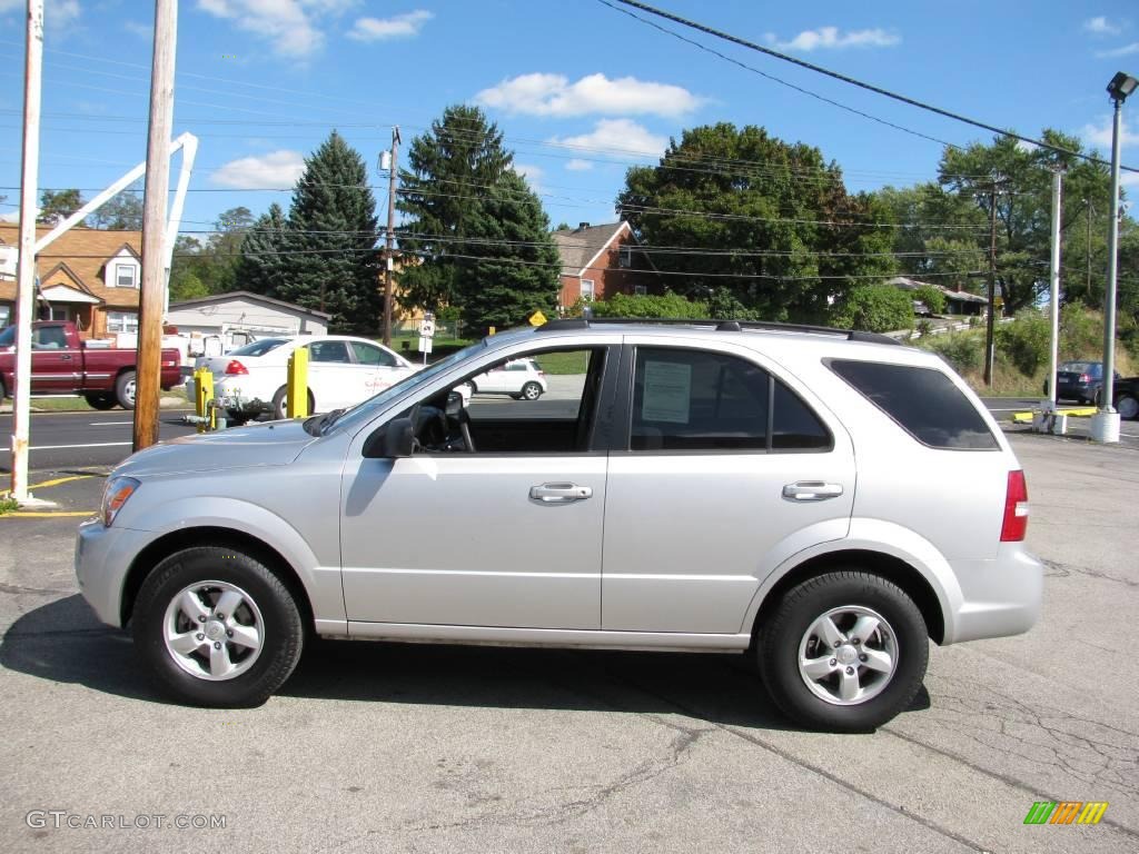 2009 Sorento LX 4x4 - Bright Silver / Gray photo #6