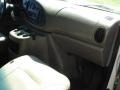 2000 Oxford White Ford E Series Cutaway E350 Moving Van  photo #16