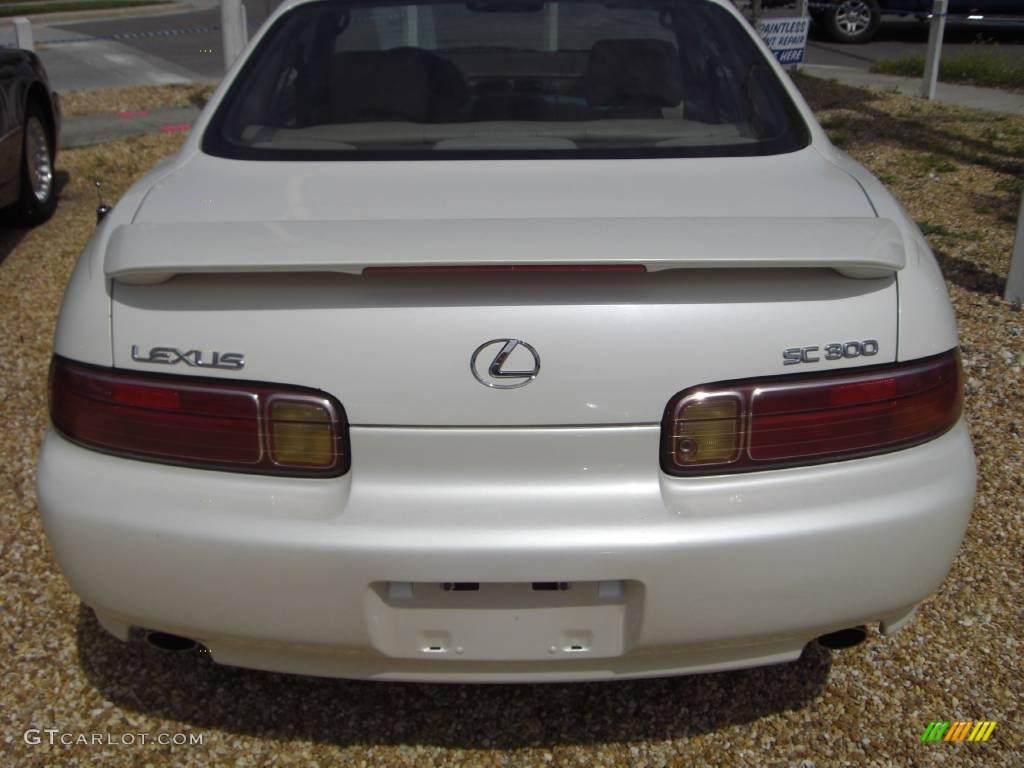 1997 SC 300 - Diamond White Pearl / Ivory photo #6