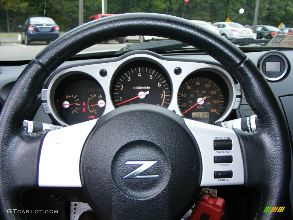 2004 350Z Enthusiast Roadster - Chrome Silver Metallic / Carbon Black photo #7