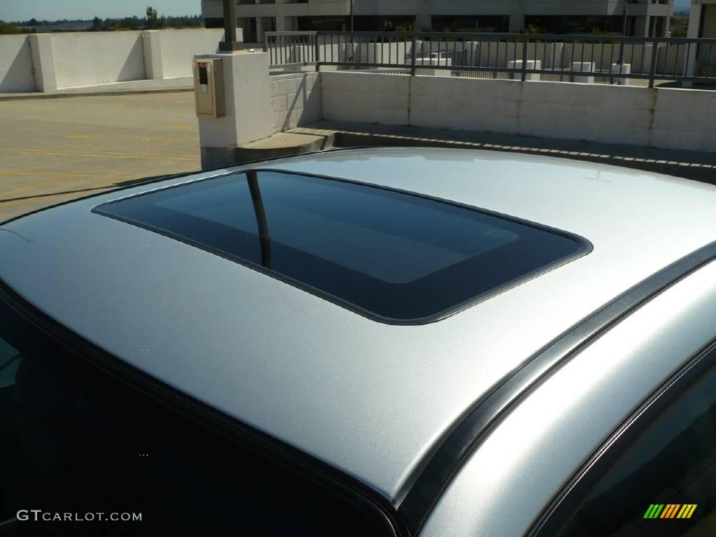 2005 Impreza WRX Sedan - Platinum Silver Metallic / Black photo #10