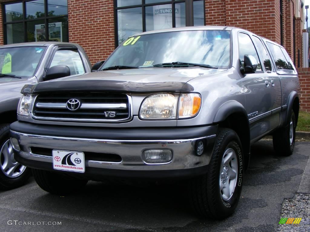 2001 Tundra SR5 Extended Cab 4x4 - Silver Sky Metallic / Gray photo #1