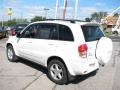 Natural White - RAV4 4WD Photo No. 8