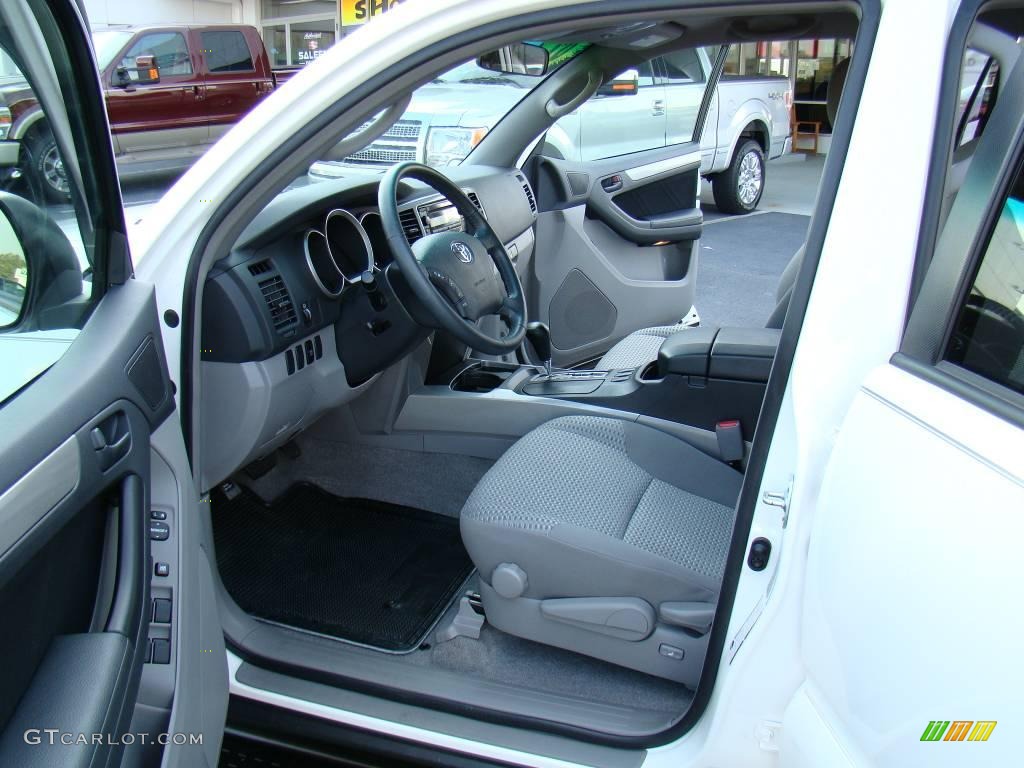 2007 4Runner SR5 - Natural White / Stone photo #8