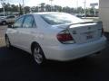 2005 Super White Toyota Camry SE  photo #3