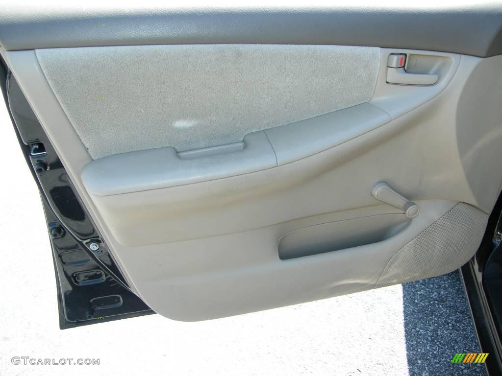 2006 Corolla CE - Black Sand Pearl / Beige photo #17