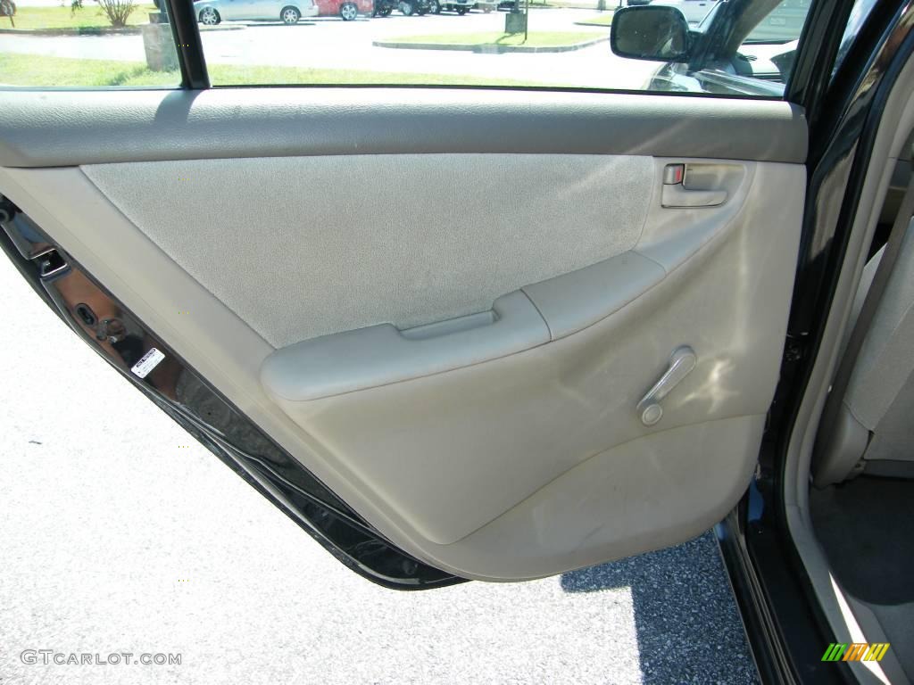 2006 Corolla CE - Black Sand Pearl / Beige photo #23