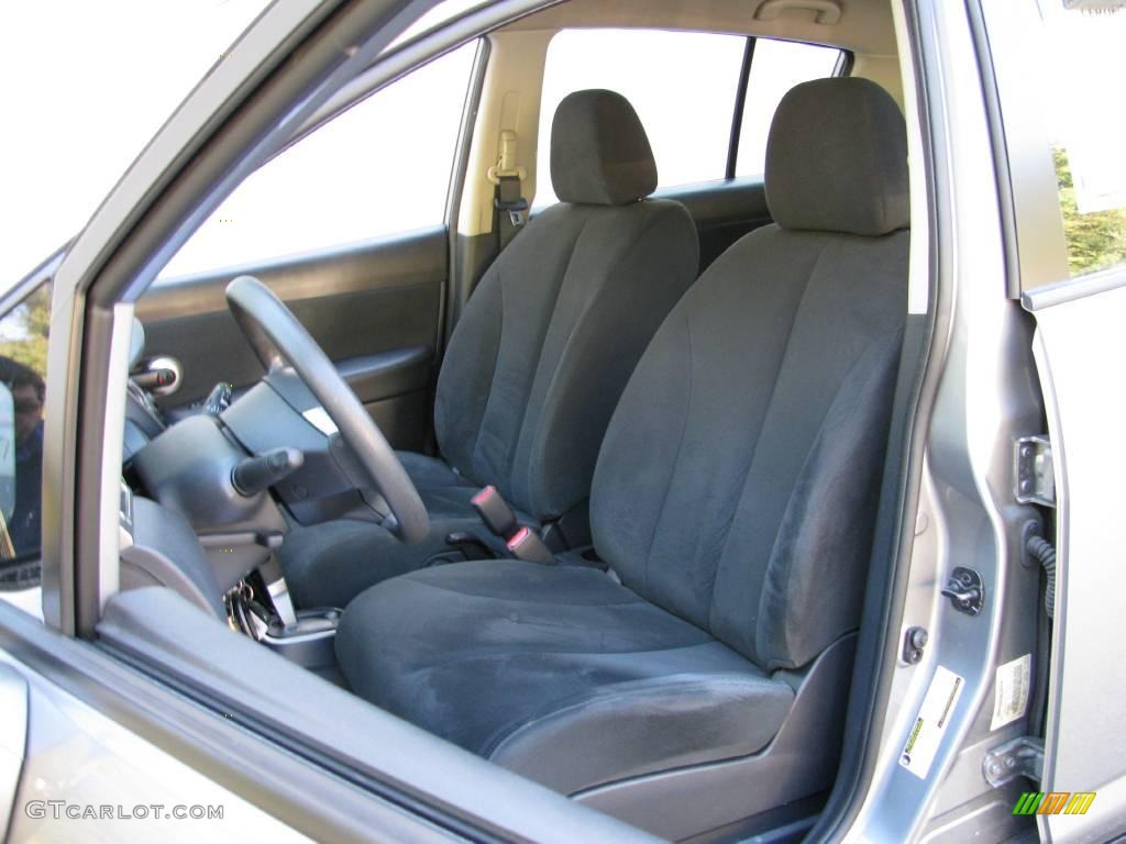2008 Versa 1.8 S Hatchback - Magnetic Gray / Charcoal photo #8