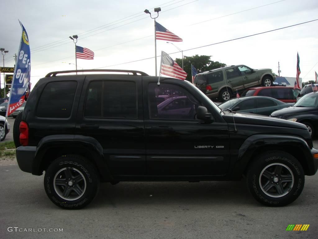 2004 Liberty Sport 4x4 Columbia Edition - Black Clearcoat / Light Taupe/Dark Slate Gray photo #2