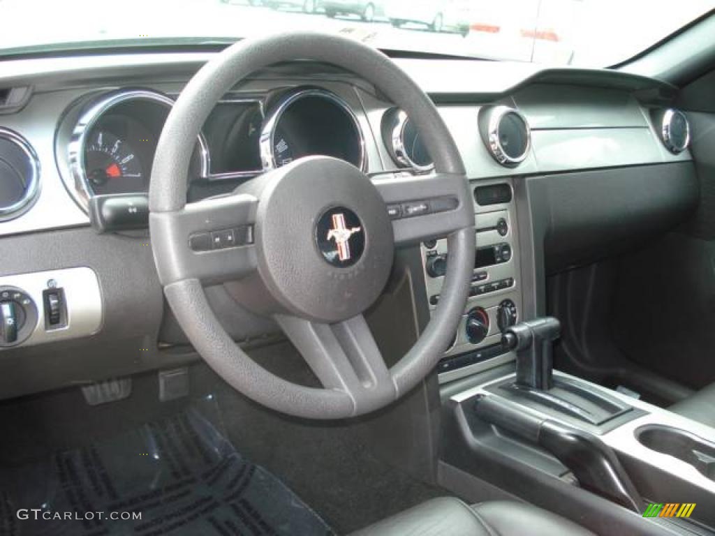 2005 Mustang V6 Deluxe Coupe - Mineral Grey Metallic / Dark Charcoal photo #13