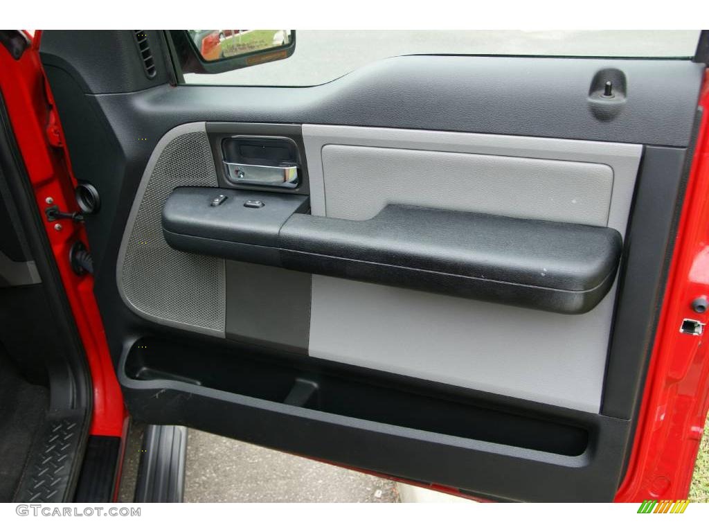 2005 F150 FX4 SuperCab 4x4 - Bright Red / Medium Flint/Dark Flint Grey photo #16