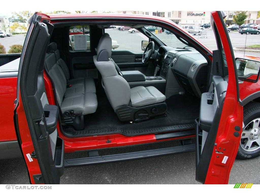 2005 F150 FX4 SuperCab 4x4 - Bright Red / Medium Flint/Dark Flint Grey photo #18