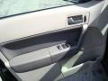 Black - Focus SE Sedan Photo No. 11