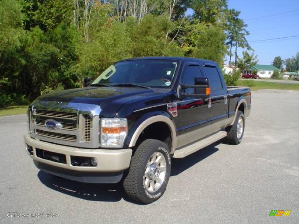 Black Ford F250 Super Duty