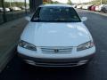 Super White - Camry LE Photo No. 7