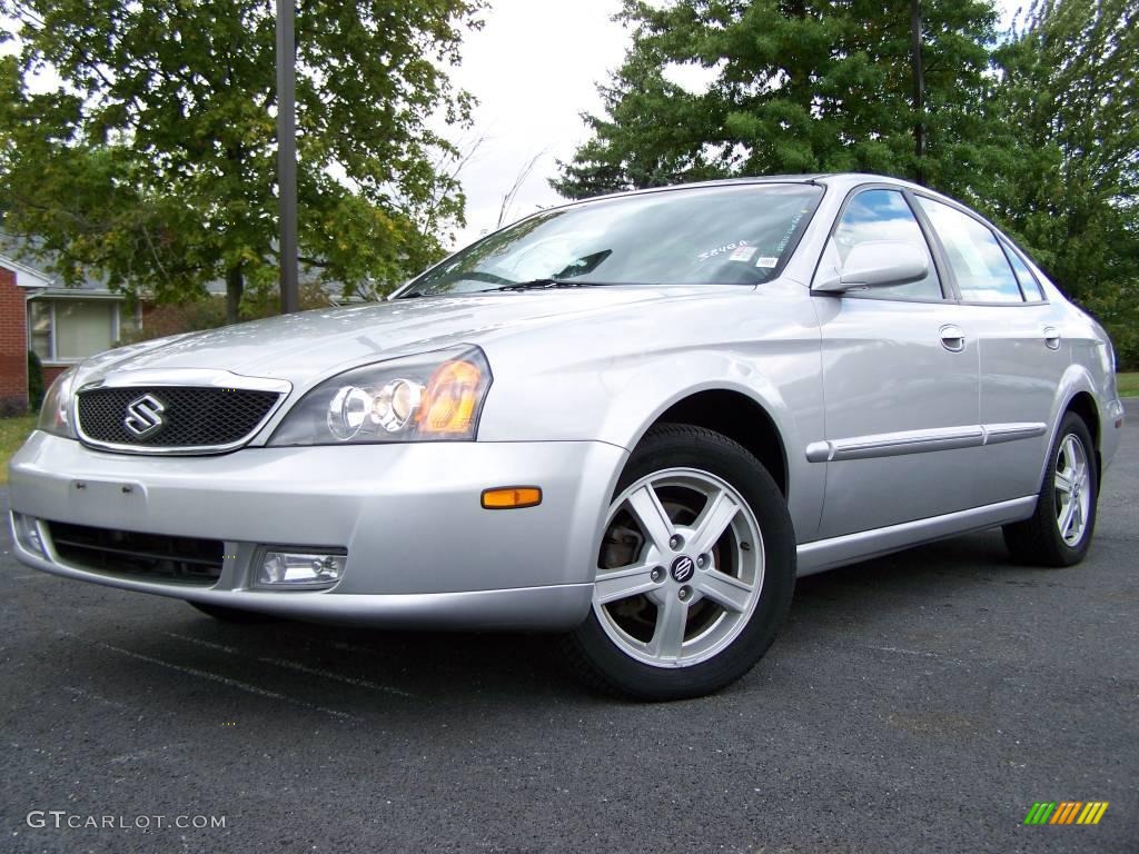 2004 Verona EX - Titanium Silver Metallic / Gray photo #4