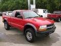 2002 Victory Red Chevrolet S10 ZR2 Extended Cab 4x4  photo #11