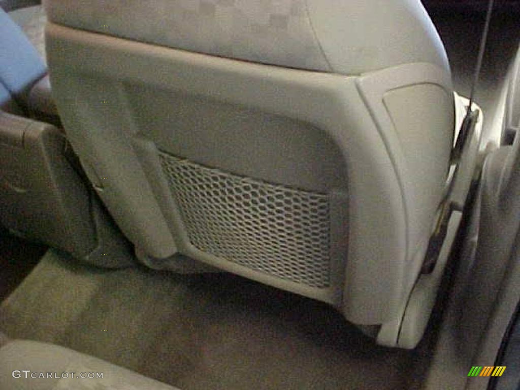 2005 Malibu Maxx LS Wagon - Medium Gray Metallic / Gray photo #11