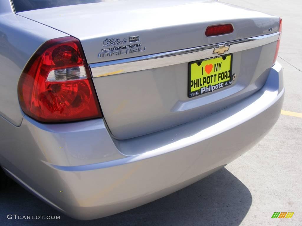 2006 Malibu LT Sedan - Silverstone Metallic / Titanium Gray photo #20