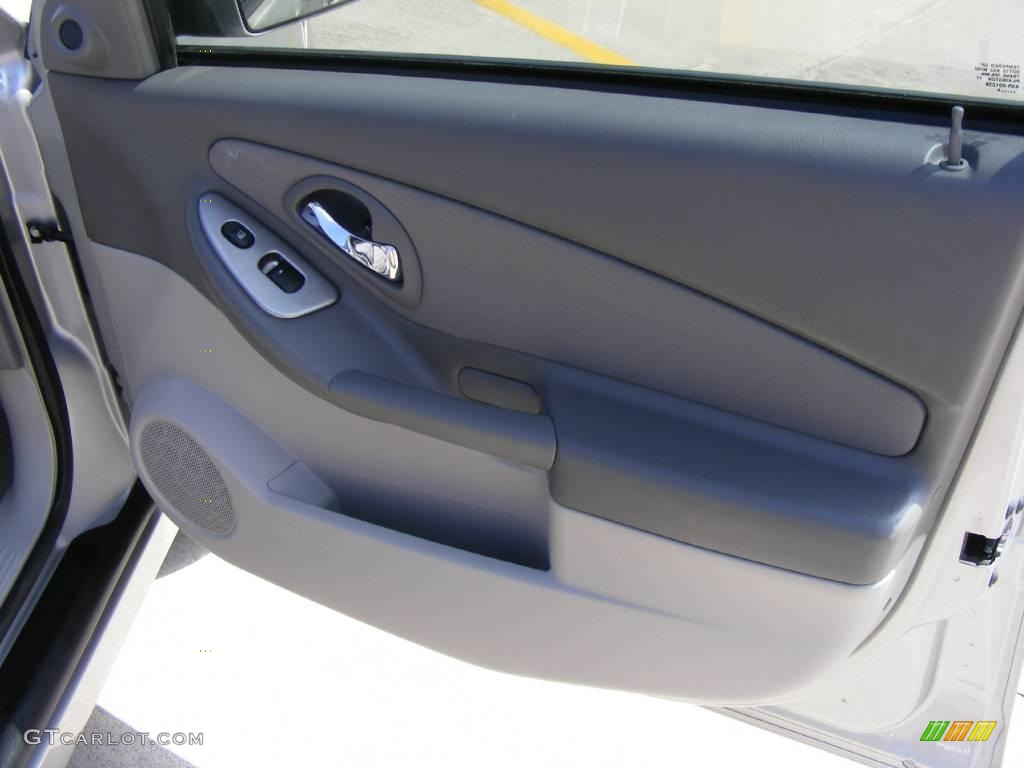 2006 Malibu LT Sedan - Silverstone Metallic / Titanium Gray photo #23
