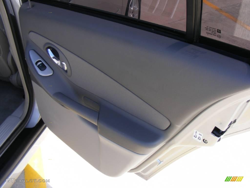 2006 Malibu LT Sedan - Silverstone Metallic / Titanium Gray photo #26