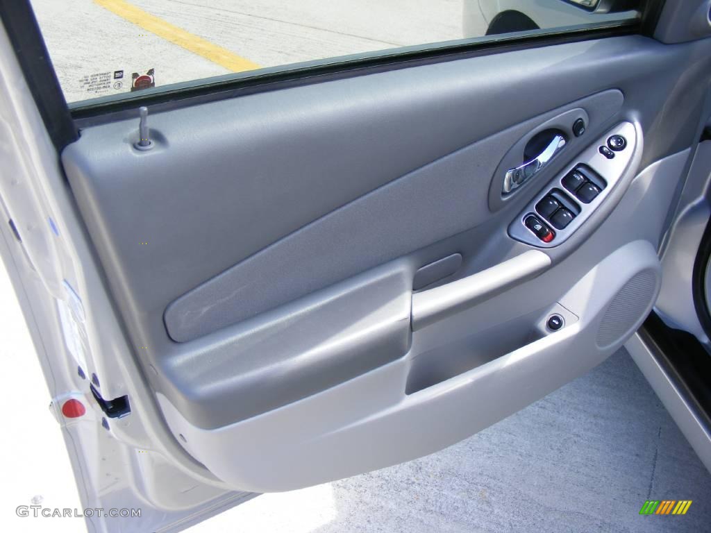 2006 Malibu LT Sedan - Silverstone Metallic / Titanium Gray photo #31