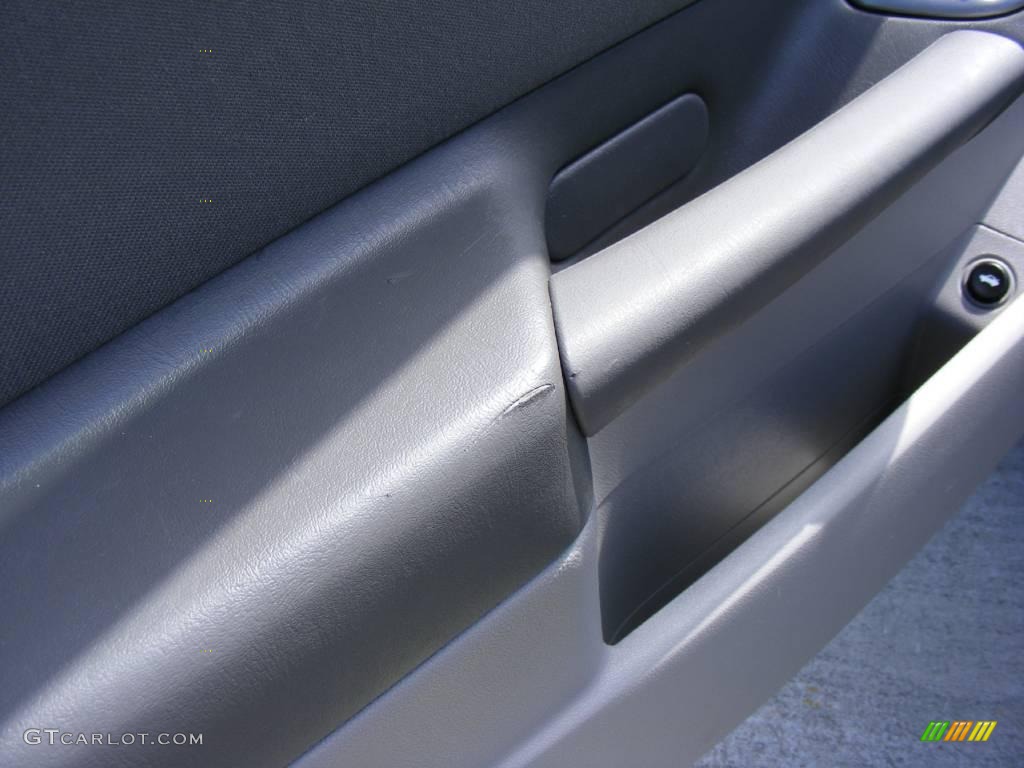 2006 Malibu LT Sedan - Silverstone Metallic / Titanium Gray photo #36