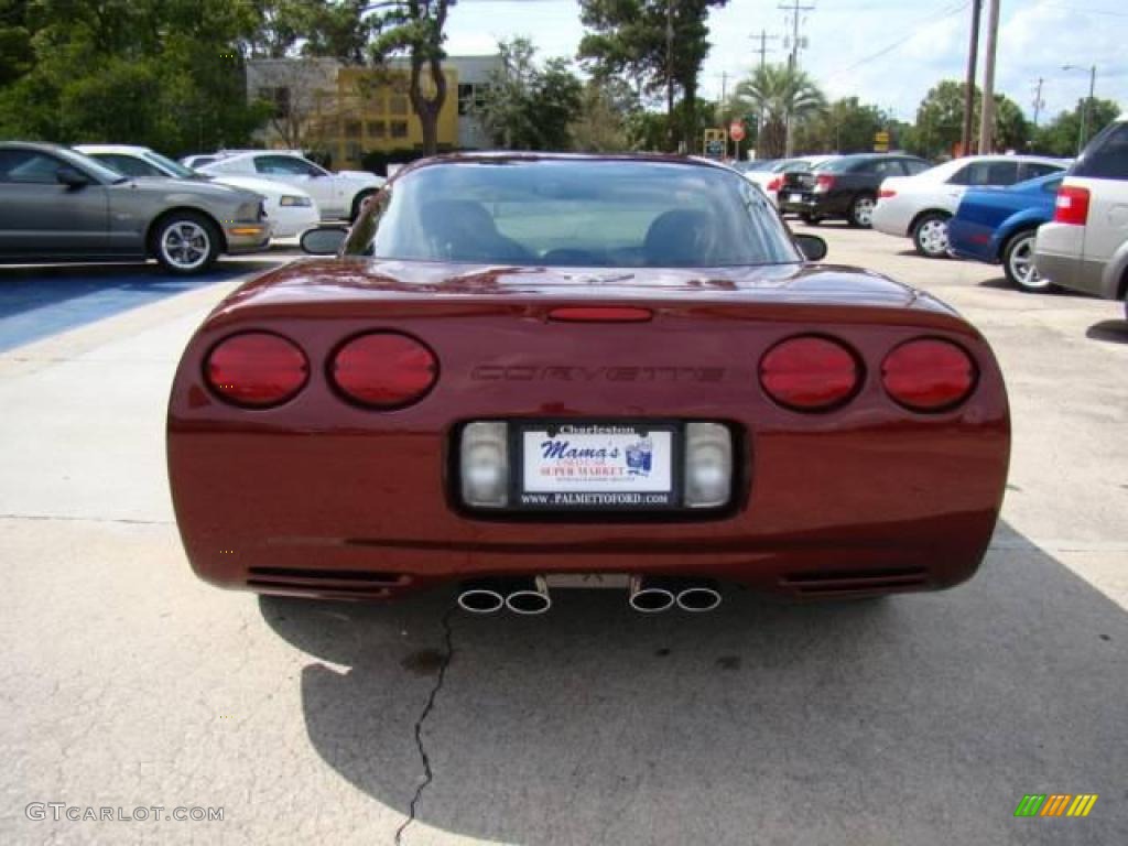 2003 Corvette Coupe - 50th Anniversary Red / Light Oak photo #7