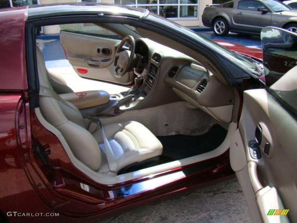2003 Corvette Coupe - 50th Anniversary Red / Light Oak photo #10