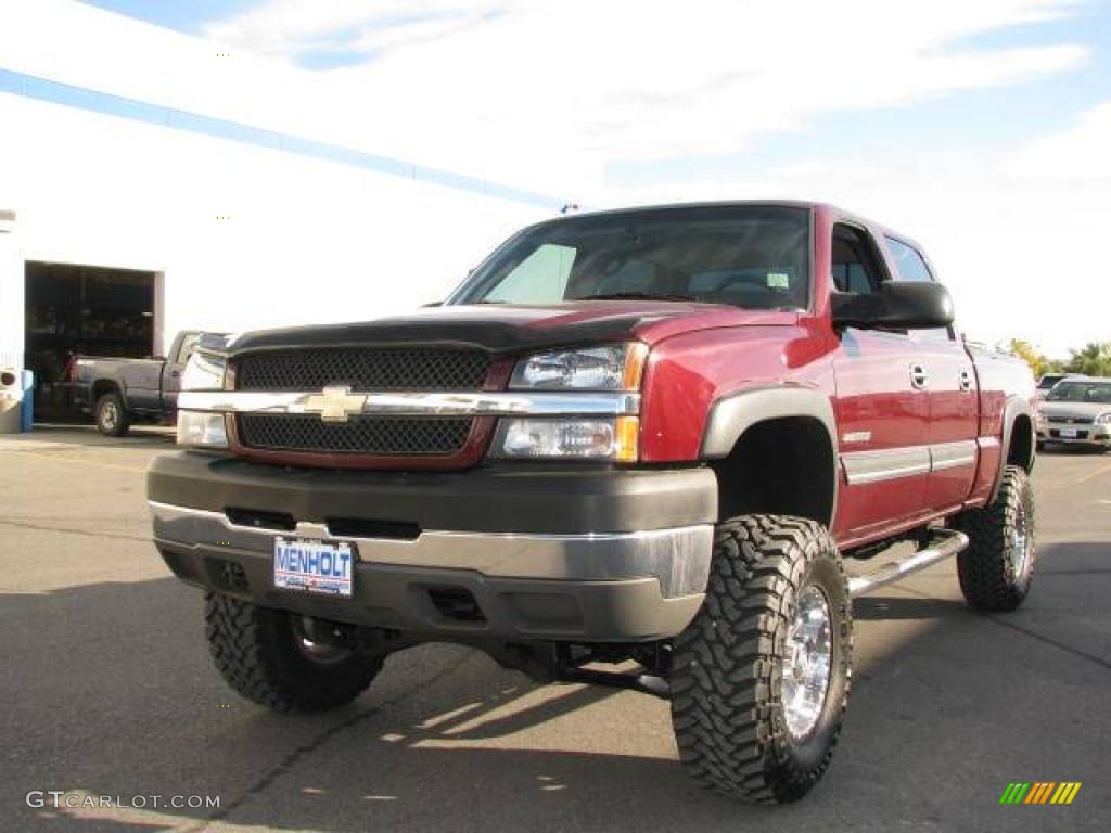 2003 Silverado 2500HD LS Crew Cab 4x4 - Dark Carmine Red Metallic / Medium Gray photo #2