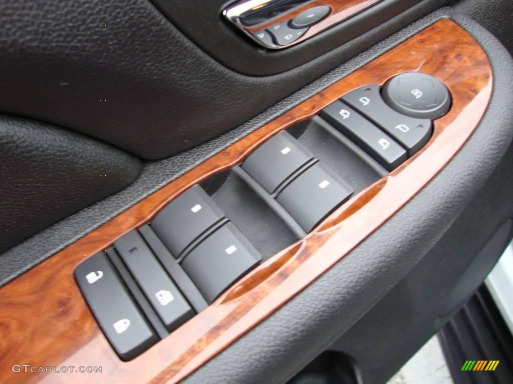 2007 Tahoe LT 4x4 - Summit White / Ebony photo #14