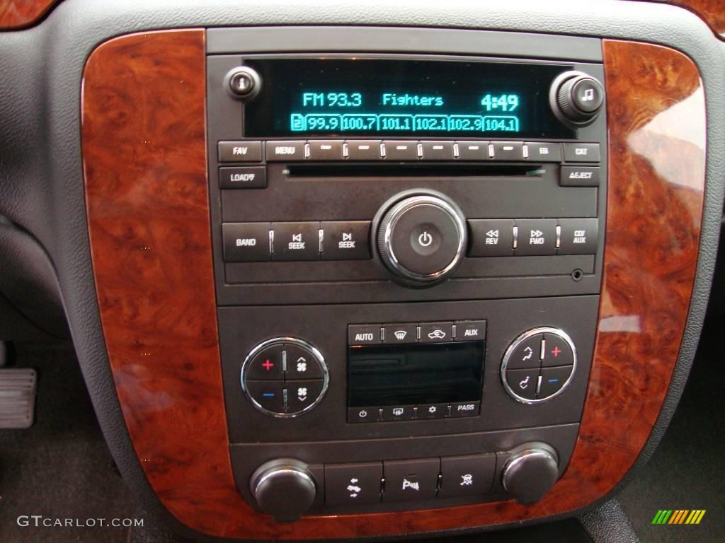2007 Tahoe LT 4x4 - Summit White / Ebony photo #32