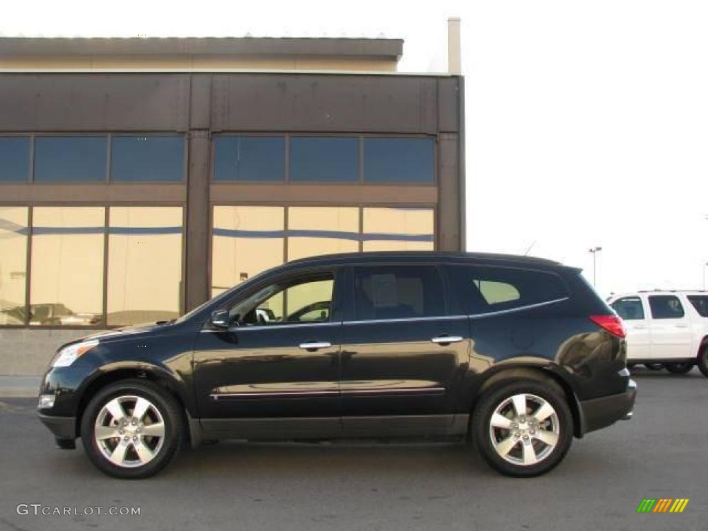 2009 Traverse LTZ AWD - Black Granite Metallic / Light Gray/Ebony photo #1