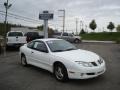 Summit White - Sunfire Coupe Photo No. 1