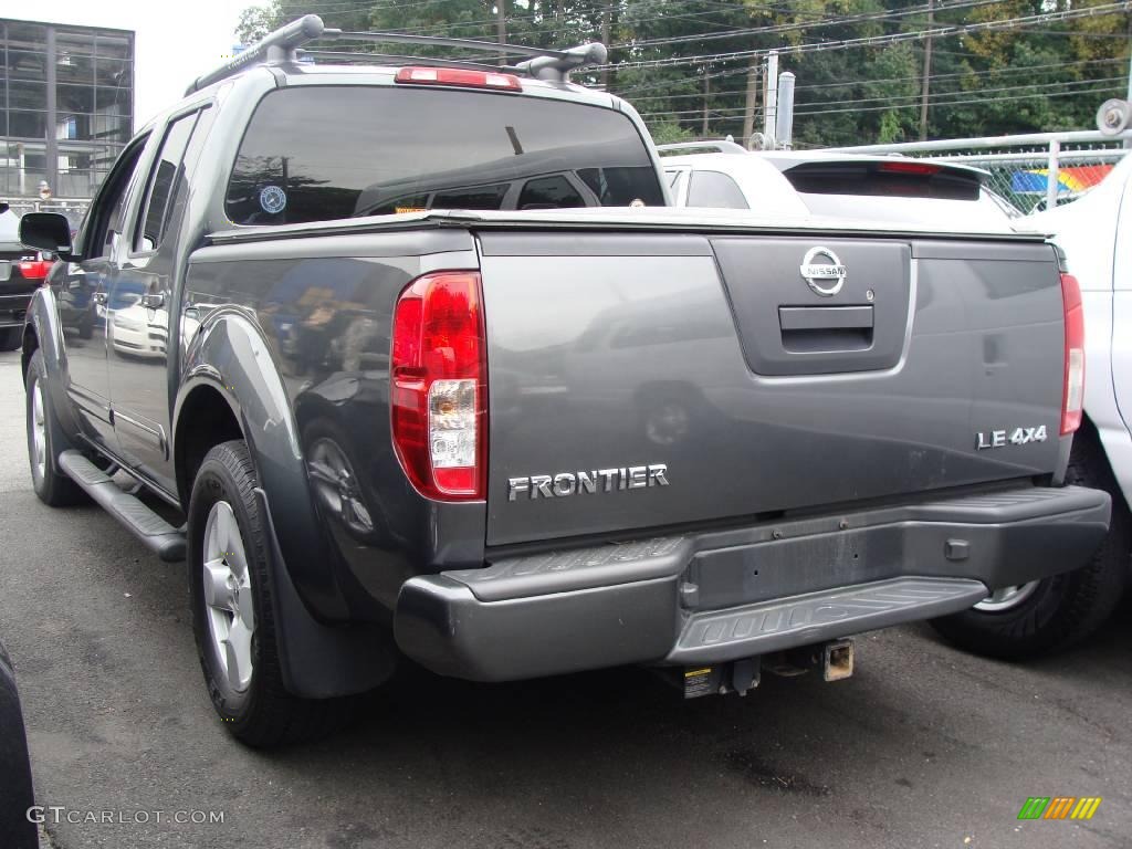 2005 Frontier LE Crew Cab 4x4 - Storm Gray Metallic / Steel photo #6