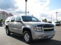 2009 Silver Birch Metallic Chevrolet Suburban LT 4x4  photo #4