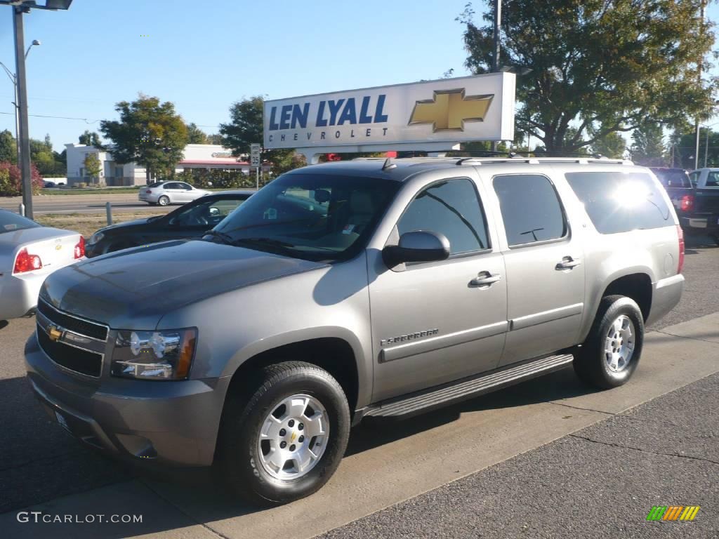 2009 Suburban LT 4x4 - Greystone Metallic / Light Titanium/Dark Titanium photo #1