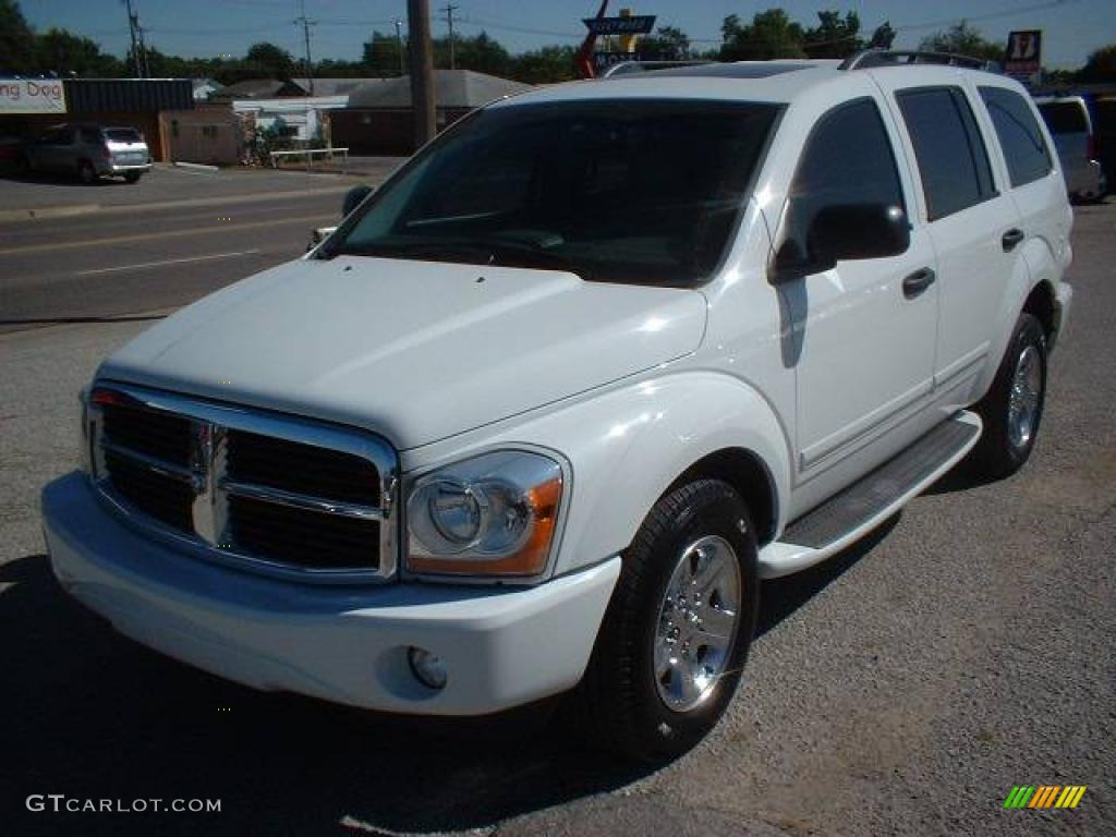 2004 Durango Limited 4x4 - Bright White / Khaki photo #1