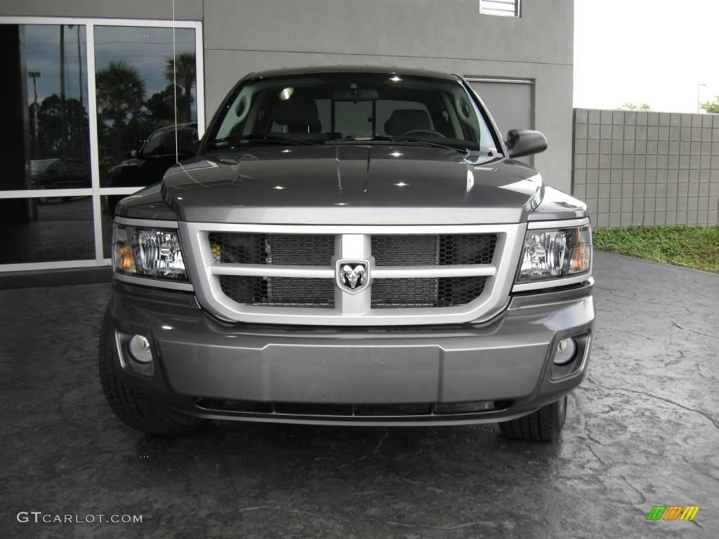 2010 Dakota Big Horn Crew Cab - Mineral Gray Metallic / Dark Slate Gray/Medium Slate Gray photo #2