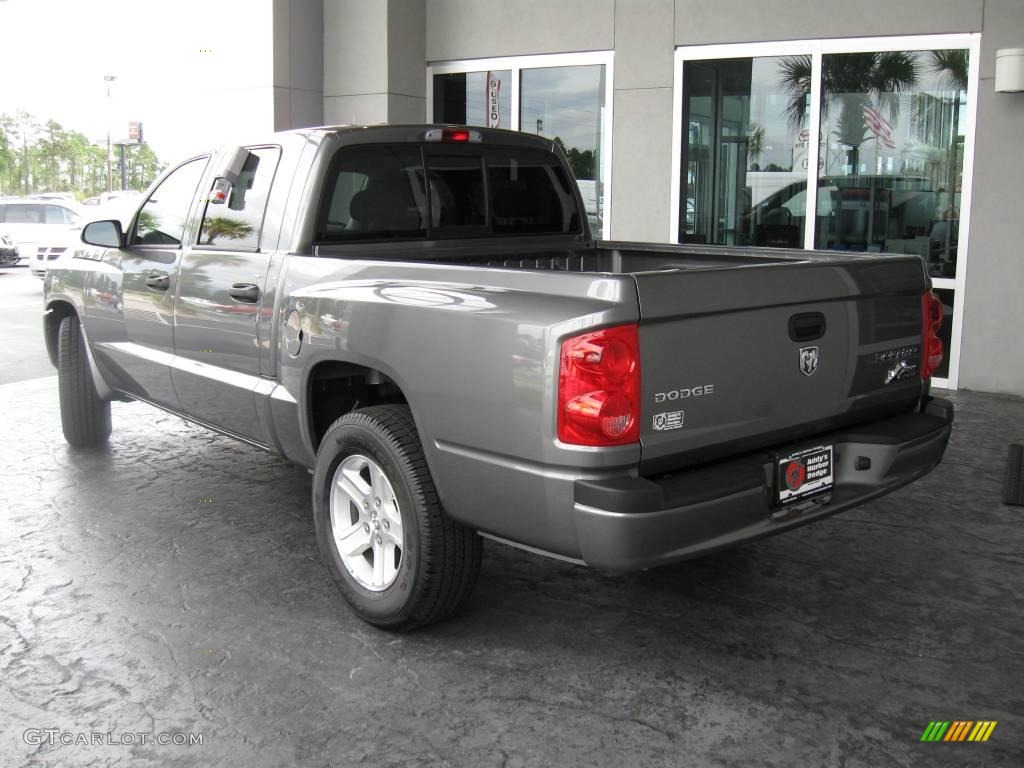 2010 Dakota Big Horn Crew Cab - Mineral Gray Metallic / Dark Slate Gray/Medium Slate Gray photo #6