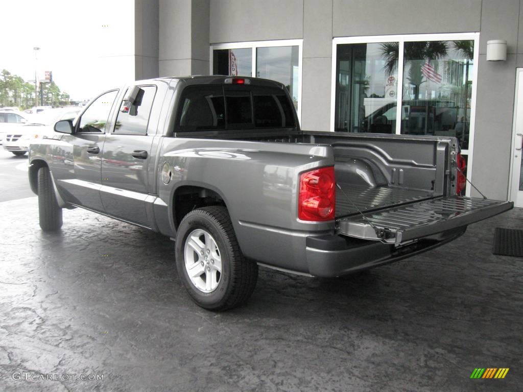 2010 Dakota Big Horn Crew Cab - Mineral Gray Metallic / Dark Slate Gray/Medium Slate Gray photo #9