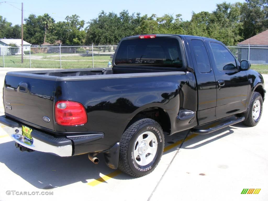 2002 F150 XLT SuperCab - Black / Dark Graphite photo #3