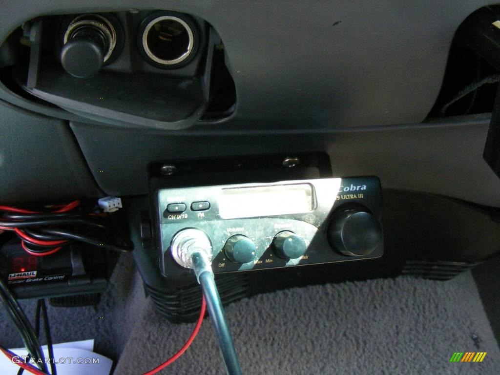 2002 F150 XLT SuperCab - Black / Dark Graphite photo #47